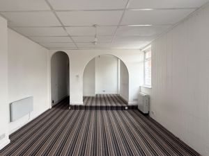 Living area- click for photo gallery